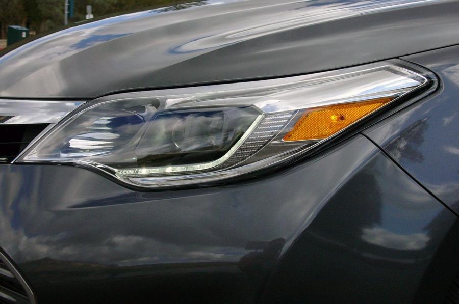  Toyota Avalon 2013 года  (фото 36 из 54)